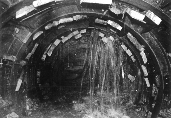 黒部川第四水力発電所大町ルート・黒部ルート隧道工事