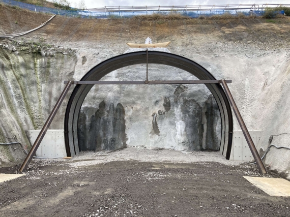 浅川トンネル作業所
